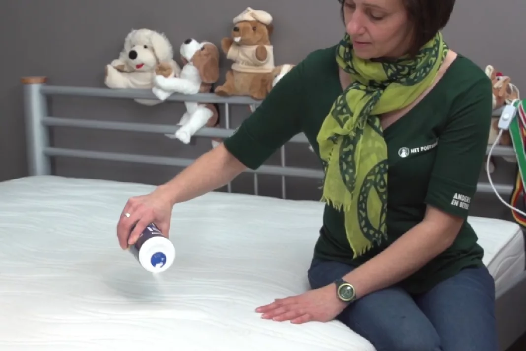 Matras schoonmaken met baking soda: Zo doe je dit